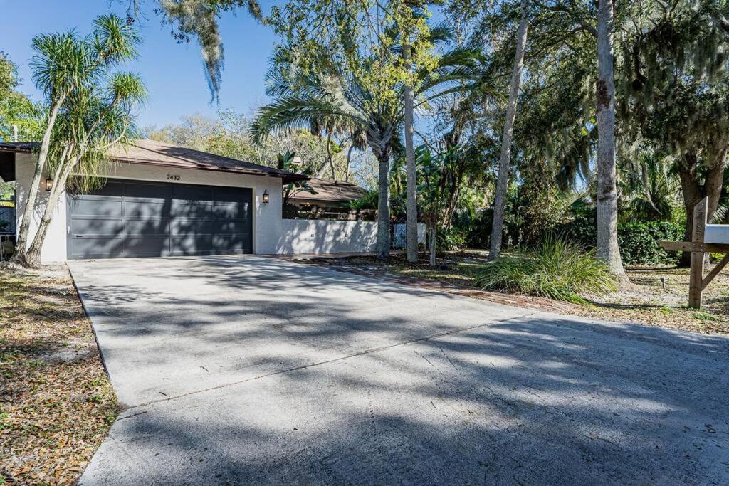 Spiritual Oasis! The Perfect Location For Those Who Have A Flair For The Healing Arts And An Eclectic, Creative Style And Sensibility.  Apartamento Sarasota Exterior foto