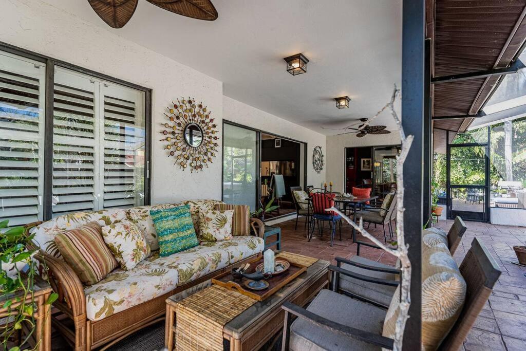 Spiritual Oasis! The Perfect Location For Those Who Have A Flair For The Healing Arts And An Eclectic, Creative Style And Sensibility.  Apartamento Sarasota Exterior foto