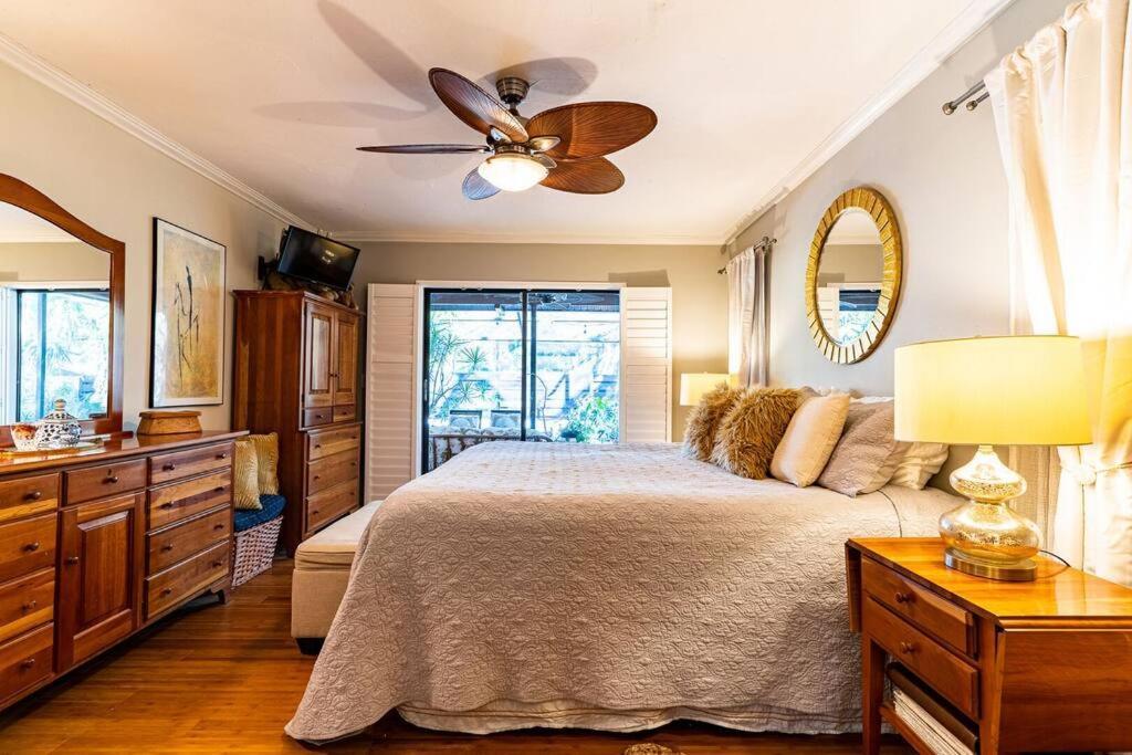 Spiritual Oasis! The Perfect Location For Those Who Have A Flair For The Healing Arts And An Eclectic, Creative Style And Sensibility.  Apartamento Sarasota Exterior foto